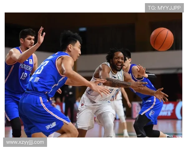 江苏肯帝亚主场鏖战宁波町渥双方激烈对攻上演精彩篮球盛宴